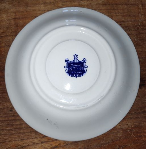 Vintage Arklow saucer blue rim Blue Willow pattern