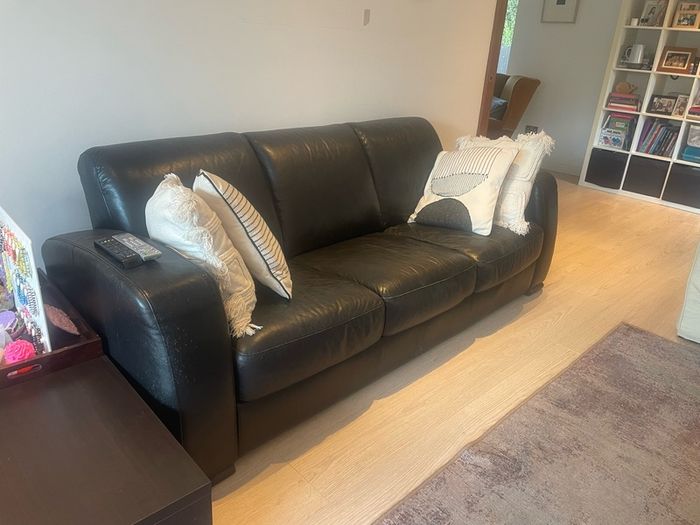 3 seater sofa