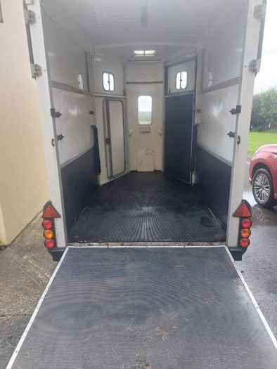 Ifor Williams 506 Horsebox Kerry