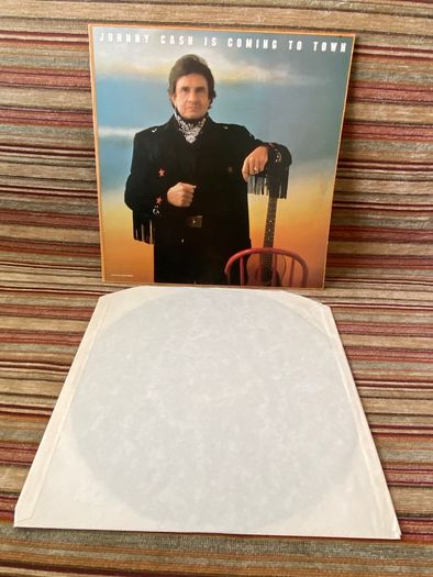 Johnny Cash - Johnny Cash Is Coming To Town [Vinyl]