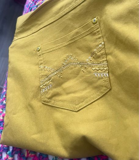 ladies Pashmina and leather shoulder bag
