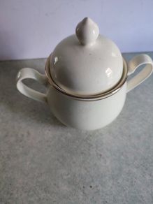 Suger Bowl And Lid No Stamp.