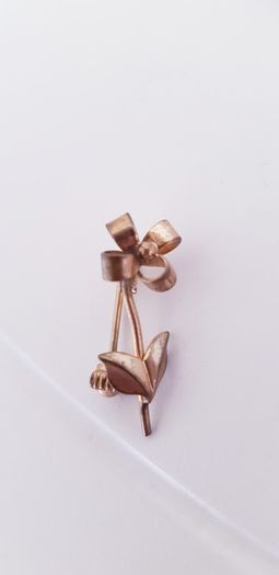 Rustic Flower Brooch