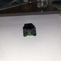 Frog ornament glass