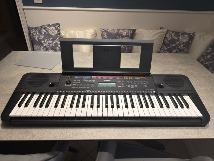 Yamaha Keyboard