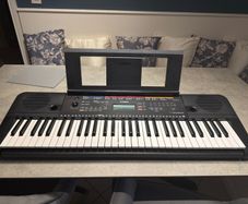 Yamaha Keyboard