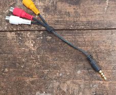 composite audio/video adapter