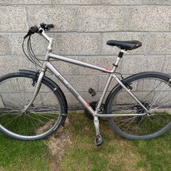 Specialized Globe hybrid commuter men's bike