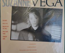 Suzanne Vega - Suzanne Vega Vinyl LP (1985) Irish Pressing w/Inner Sleeve EX+