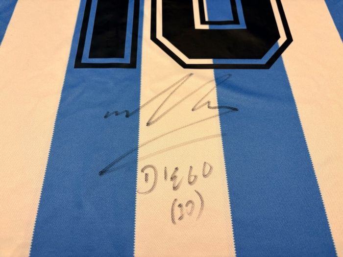 Diego Maradona Hand Signed Shirt Signed in 2015 Argentina + COA