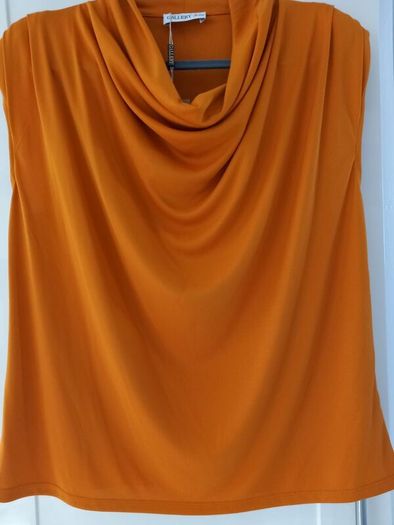 BNWT Gallery Top