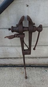 blacksmiths vice
