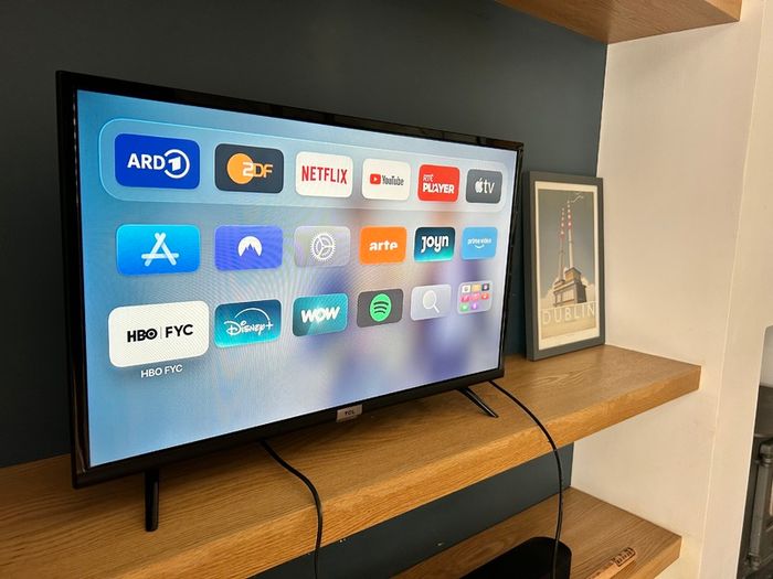 32 inch smart TV