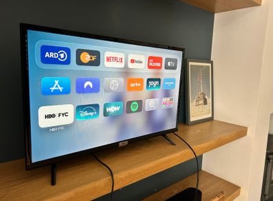 32 inch smart TV