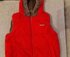 Unisex fleece-lined sleeveless puffer jacket