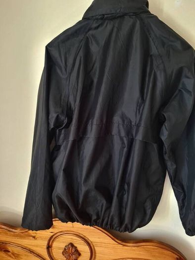 A.P O'brien Racing breeze up yard jacket Size large Pit to pit 23" Hooded in like new condition