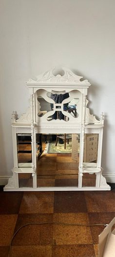 vintage mirror white