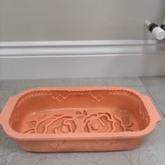 Silicone cake mould