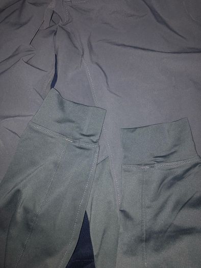 Under armour bottoms size Medium brand new