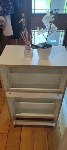 Shoes cabinet