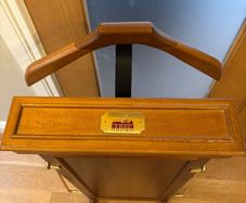 Corby trouser press