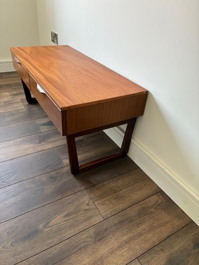 Vintage Unit - Mid Century style