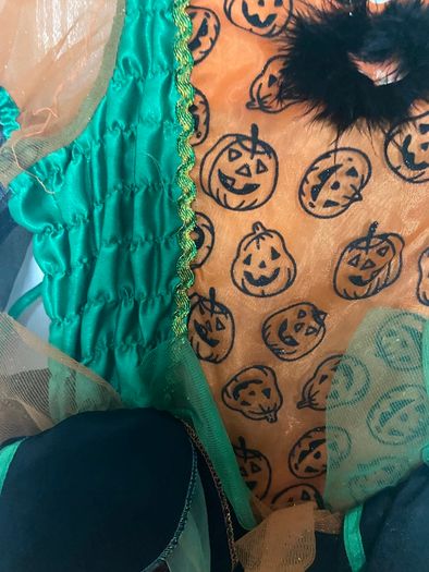 HalloweenDresses/hats