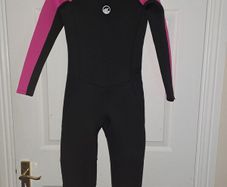 Wetsuit