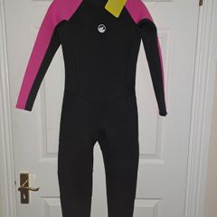 Wetsuit
