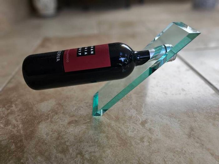 Novelty perspex wine bottle holder - Gravity Defying