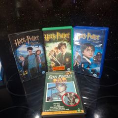 4 VHS 3 x Harry Potter & 1x Elvis Presley