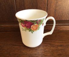 Royal Albert Old Country Roses China Mug