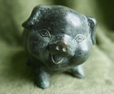 Antique Bronze Pig/Vienna Bronze /old Bronze pig