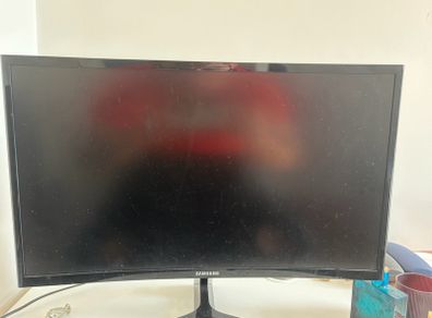 24" Curved gaming monitor with 144Hz refresh rate