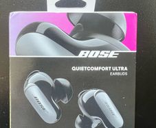 Bose QuietComfort Uktra noise cancalling earbuds Brand New