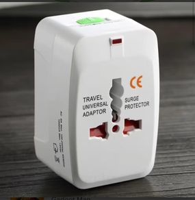 Universal travel adaptor