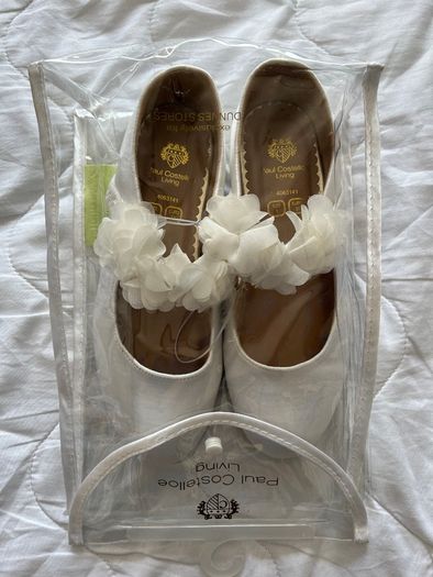 Brand new Paul Costelloe Communion Dresses, veils and shoes