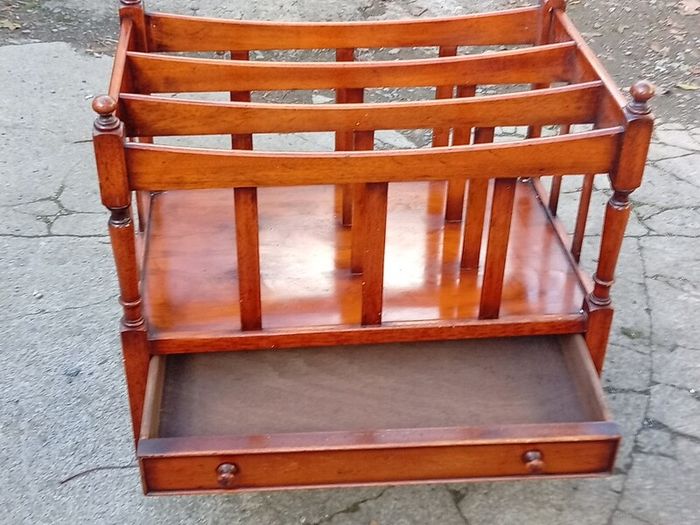 Canterbury Magazine Rack
