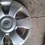 Toyota Yaris original wheel trim #2 with small crack Image 5