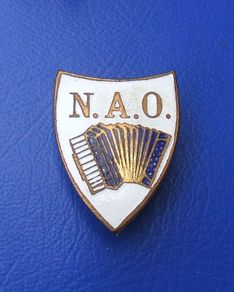 NAO - a vintage membership badge of the National Accordion Organisation (1950's / 1960's). A scarce badge.