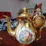 vintage gold tea set Image 4