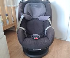Maxi-Cosi infant car seat