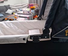 Outnabout Nipper Single Carrycot Summit Black