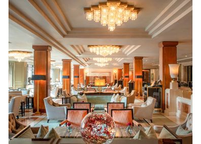 5 star Westbury Hotel 1 night with Dinner in Wilde
