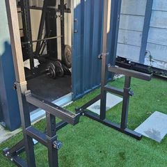 Squat rack and flat bench