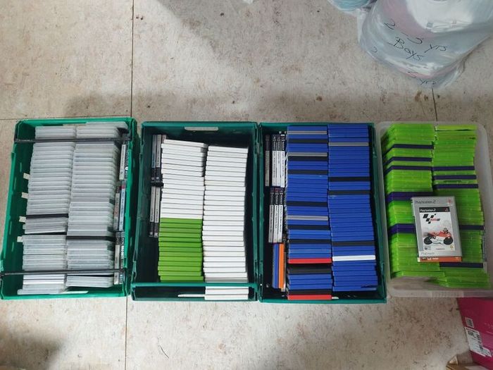 Huge 300 Game Bundle Clear out.