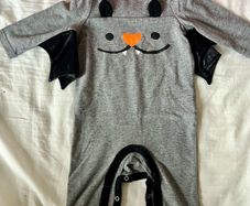Cute baby bat grow onesie 3-6 months