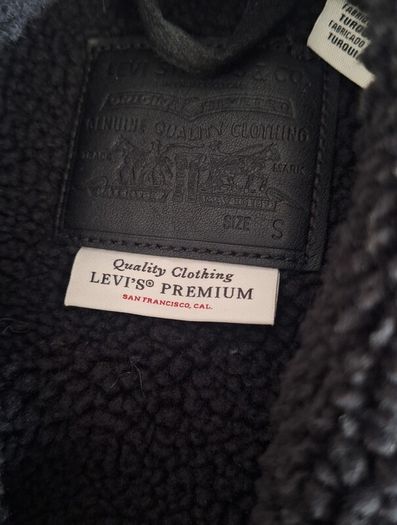 Levi's Men's Type 3 Sherpa Trucker Jacket
