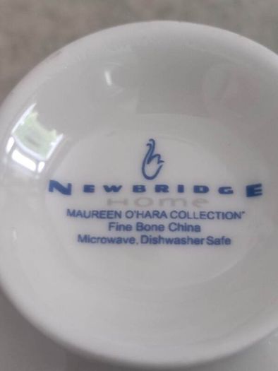 The Maureen O'Hara Willow Bone China Collection for Newbridge Silverware willow pattern tea set as new.