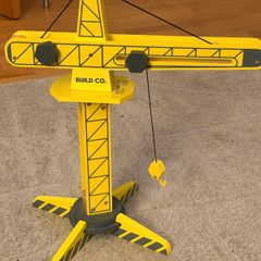 Toy Crane